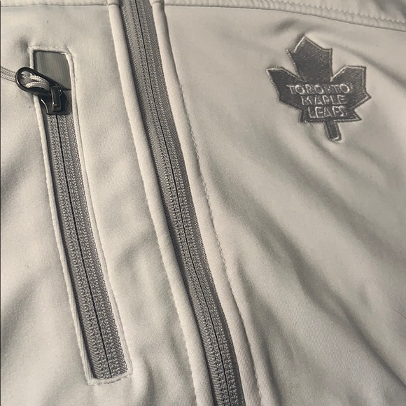 EZI -TORONTO MAPLE LEAFS Zip Jacket (L-81) - Picture 3 of 14